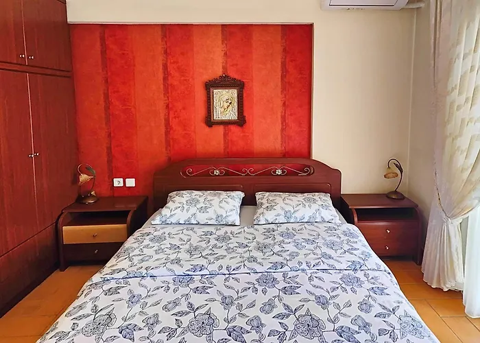 公寓 Retreat With Mountain Views *