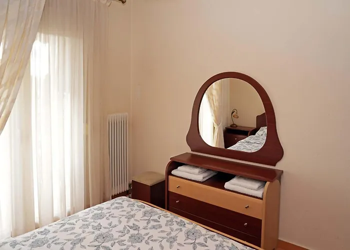 公寓 Retreat With Mountain Views *