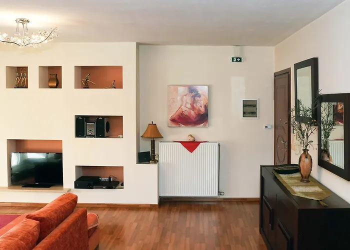 Retreat With Mountain Views 公寓